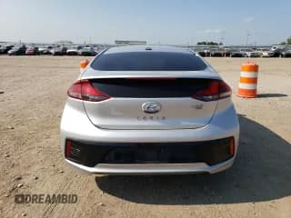 ✅ 2017 Hyundai Ioniq Blue • VIN: KMHC65LC6HU036354 • Lot: 62097254. Wystawiony na Copart z przebiegiem 95 941 mil. Bezpłatny archiwum sprzedaży aukcyjnych z USA i szczegółowy raport historii pojazdu na DreamBid. Zdjęcie 6.