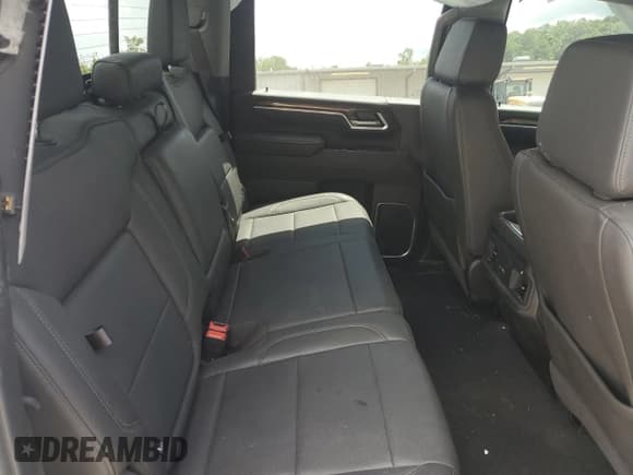 ✅ 2025 Chevrolet Silverado 2500HD LT • VIN: 2GC4KNE79S1192394 • Lot: 65772925. Wystawiony na Copart z przebiegiem 14 684 mil. Bezpłatny archiwum sprzedaży aukcyjnych z USA i szczegółowy raport historii pojazdu na DreamBid. Zdjęcie 10.