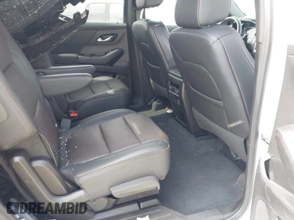 ✅ 2023 Chevrolet Traverse High Country • VIN: 1GNEVNKW7PJ108505 • Lot: 42315127. Wystawiony na IAAI z przebiegiem 79 674 mil. Bezpłatny archiwum sprzedaży aukcyjnych z USA i szczegółowy raport historii pojazdu na DreamBid. Zdjęcie 8.