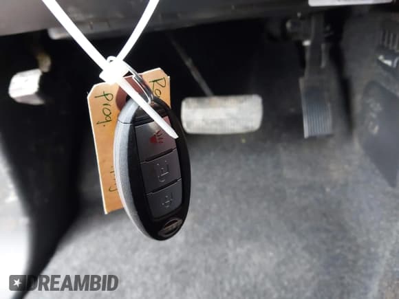 ✅ 2024 Nissan Frontier Pro-4X • VIN: 1N6ED1EK9RN615752 • Lot: 42560768. Wystawiony na IAAI z przebiegiem 35 528 mil. Bezpłatny archiwum sprzedaży aukcyjnych z USA i szczegółowy raport historii pojazdu na DreamBid. Zdjęcie 11.