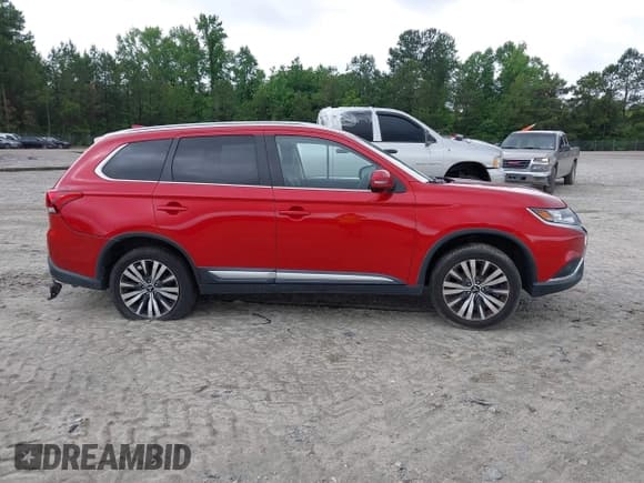 ✅ 2019 Mitsubishi Outlander SE • VIN: JA4AD3A30KZ033978 • Lot: 42315448. Listed on IAAI with 131,906 mi. Free auction sales archive from the USA and detailed vehicle history report at DreamBid. Image 14.