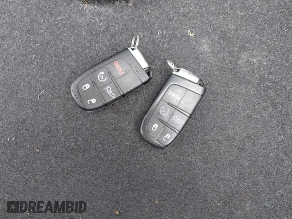 ✅ 2016 Chrysler 300 S • VIN: 2C3CCAGG8GH296361 • Lot: 41877825. Listed on IAAI with Not provided. Free auction sales archive from the USA and detailed vehicle history report at DreamBid. Image 11.