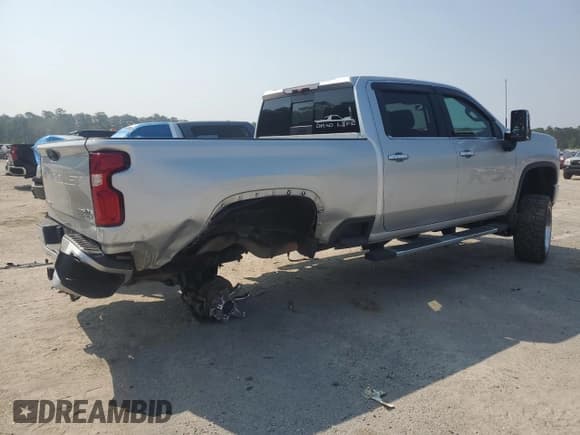 ✅ 2020 Chevrolet Silverado 2500HD High Country • VIN: 1GC4YREY9LF248097 • Лот: 59360225. Опубликован ранее на Copart с пробегом 92 913 миль. Бесплатный доступ к архиву аукционных продаж из США и подробный отчёт об истории автомобиля на DreamBid. Изображение 3.