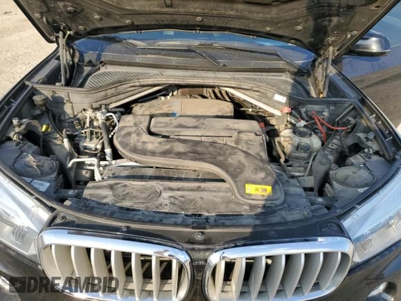 ✅ 2016 BMW X5 xDrive40e • VIN: 5UXKT0C50G0S76968 • Лот: 86196355. Опубликован ранее на Copart с пробегом 88 070 миль. Бесплатный доступ к архиву аукционных продаж из США и подробный отчёт об истории автомобиля на DreamBid. Изображение 12.