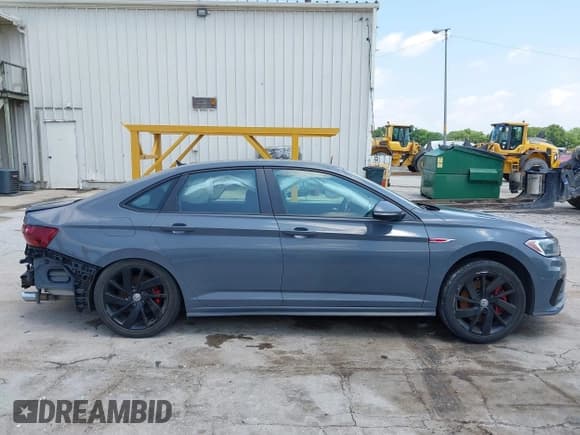 ✅ 2020 Volkswagen Jetta S • VIN: 3VW6T7BU6LM094524 • Лот: 42555328. Опубликован ранее на IAAI с пробегом 35 250 миль. Бесплатный доступ к архиву аукционных продаж из США и подробный отчёт об истории автомобиля на DreamBid. Изображение 13.