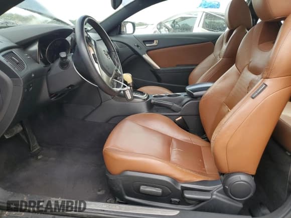 ✅ 2013 Hyundai Genesis Coupe Grand Touring • VIN: KMHHU6KJ7DU111848 • Lot: 62595455. Wystawiony na Copart z przebiegiem 148 305 mil. Bezpłatny archiwum sprzedaży aukcyjnych z USA i szczegółowy raport historii pojazdu na DreamBid. Zdjęcie 7.