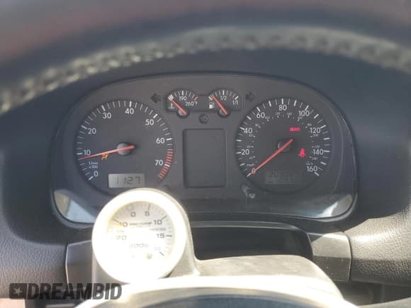 ✅ 2004 Volkswagen Golf GTI 1.8T • VIN: 9BWDE61J244006691 • Lot: 61901775. Wystawiony na Copart z przebiegiem 209 089 mil. Bezpłatny archiwum sprzedaży aukcyjnych z USA i szczegółowy raport historii pojazdu na DreamBid. Zdjęcie 9.