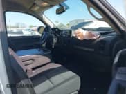 ✅ 2012 Chevrolet Silverado 2500HD LT • VIN: 1GC2KXCG5CZ348946 • Lot: 41930704. Wystawiony na IAAI z przebiegiem 213 663 mil. Bezpłatny archiwum sprzedaży aukcyjnych z USA i szczegółowy raport historii pojazdu na DreamBid. Zdjęcie 5.