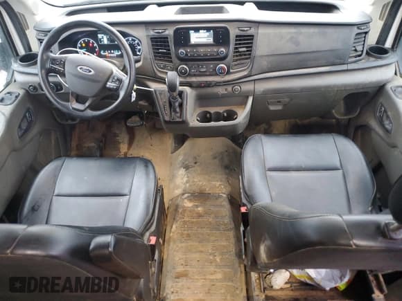 ✅ 2022 Ford Transit Cargo • VIN: 1FTBR1C89NKA66564 • Лот: 44932975. Опубликован ранее на Copart с пробегом 64 544 миль. Бесплатный доступ к архиву аукционных продаж из США и подробный отчёт об истории автомобиля на DreamBid. Изображение 8.