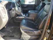 ✅ 2020 Chevrolet Silverado 2500HD LTZ • VIN: 1GC4YPEY4LF207932 • Lot: 80317645. Wystawiony na Copart z przebiegiem 100 810 mil. Bezpłatny archiwum sprzedaży aukcyjnych z USA i szczegółowy raport historii pojazdu na DreamBid. Zdjęcie 7.