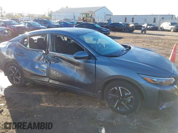 ✅ 2025 Nissan Sentra SV • VIN: 3N1AB8CV1SY362516 • Lot: 43467714. Wystawiony na IAAI z przebiegiem 2 509 mil. Bezpłatny archiwum sprzedaży aukcyjnych z USA i szczegółowy raport historii pojazdu na DreamBid. Zdjęcie 6.