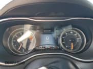 ✅ 2021 Jeep Cherokee Limited • VIN: 1C4PJLDX0MD147440 • Lot: 92688785. Wystawiony na Copart z przebiegiem 28 805 mil. Bezpłatny archiwum sprzedaży aukcyjnych z USA i szczegółowy raport historii pojazdu na DreamBid. Zdjęcie 9.