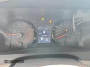 ✅ 2017 Toyota Sienna LE Auto Access Seat • VIN: 5TDKZ3DC7HS781600 • Lot: 70770895. Wystawiony na Copart z przebiegiem 146 070 mil. Bezpłatny archiwum sprzedaży aukcyjnych z USA i szczegółowy raport historii pojazdu na DreamBid. Zdjęcie 9.