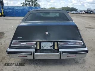 ✅ 1984 Cadillac Seville • VIN: 1G6AS6988EE829387 • Lot: 75061224. Wystawiony na Copart z przebiegiem 643 mil. Bezpłatny archiwum sprzedaży aukcyjnych z USA i szczegółowy raport historii pojazdu na DreamBid. Zdjęcie 6.