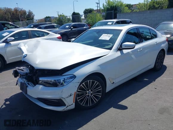 ✅ 2018 BMW 5 Series 540i • VIN: WBAJE5C53JWA98577 • Lot: 42206800. Listed on IAAI with 65,003 mi. Free auction sales archive from the USA and detailed vehicle history report at DreamBid. Image 17.