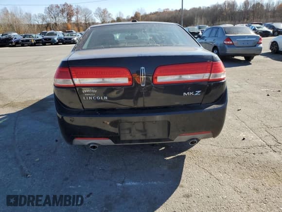 ✅ 2012 Lincoln MKZ • VIN: 3LNHL2GC3CR829425 • Lot: 93270885. Wystawiony na Copart z przebiegiem 145 046 mil. Bezpłatny archiwum sprzedaży aukcyjnych z USA i szczegółowy raport historii pojazdu na DreamBid. Zdjęcie 6.