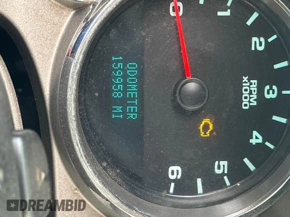 ✅ 2013 Chevrolet Silverado 2500HD • VIN: 1GC2KVCB0DZ305870 • Lot: 43870601. Wystawiony na IAAI z przebiegiem 159 958 mil. Bezpłatny archiwum sprzedaży aukcyjnych z USA i szczegółowy raport historii pojazdu na DreamBid. Zdjęcie 14.