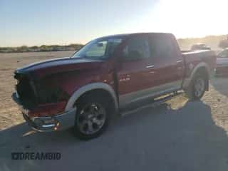 ✅ 2010 Dodge 1500 Laramie • VIN: 1D7RV1CT6AS122832 • Лот: 81637974. Размещён на Copart с пробегом 112 490 миль миль. Получите бесплатный доступ к архиву аукционных продаж из США и посмотрите подробный отчёт об истории автомобиля на DreamBid. Изображение 1.