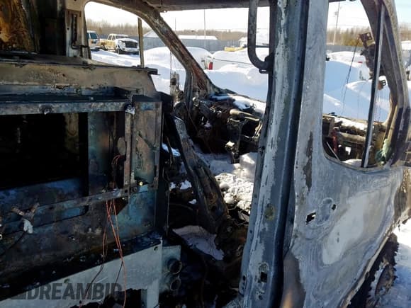 ✅ 2020 Ford Transit Cargo • VIN: 1FTBR2C87LKA67456 • Lot: 33544752. Listed on Copart with Not provided. Free auction sales archive from the USA and detailed vehicle history report at DreamBid. Image 5.