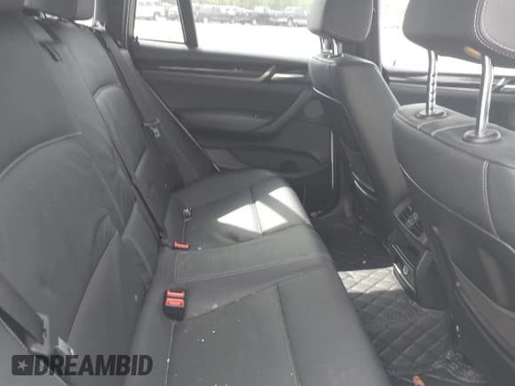 ✅ 2017 BMW X4 M40i • VIN: 5UXXW7C3XH0U26168 • Lot: 42144382. Listed on IAAI with 110,492 mi. Free auction sales archive from the USA and detailed vehicle history report at DreamBid. Image 8.