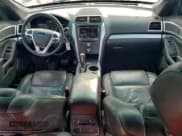 ✅ 2014 Ford Explorer XLT • VIN: 1FM5K7D89EGB15750 • Lot: 95693355. Wystawiony na Copart z przebiegiem 211 274 mil. Bezpłatny archiwum sprzedaży aukcyjnych z USA i szczegółowy raport historii pojazdu na DreamBid. Zdjęcie 8.