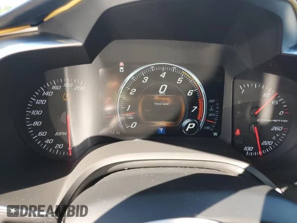 ✅ 2016 Chevrolet Corvette 2LT • VIN: 1G1YD2D7XG5123465 • Lot: 90440395. Wystawiony na Copart z przebiegiem 39 358 mil. Bezpłatny archiwum sprzedaży aukcyjnych z USA i szczegółowy raport historii pojazdu na DreamBid. Zdjęcie 9.