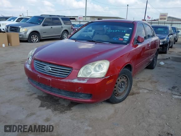 ✅ 2008 Kia Optima LX • VIN: KNAGE123385258103 • Лот: 43509138. Опубликован ранее на IAAI с пробегом 182 266 миль. Бесплатный доступ к архиву аукционных продаж из США и подробный отчёт об истории автомобиля на DreamBid. Изображение 2.