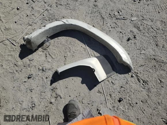 ✅ 2002 Toyota 4Runner Limited • VIN: JT3HN87R529073293 • Лот: 86495825. Опубликован ранее на Copart с пробегом 231 322 миль. Бесплатный доступ к архиву аукционных продаж из США и подробный отчёт об истории автомобиля на DreamBid. Изображение 13.