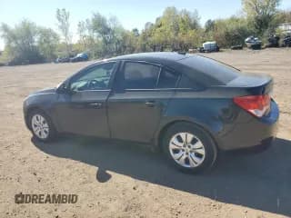 ✅ 2014 Chevrolet Cruze LS • VIN: 1G1PA5SH6E7239314 • Лот: 84470285. Опубликован ранее на Copart с пробегом 64 285 миль. Бесплатный доступ к архиву аукционных продаж из США и подробный отчёт об истории автомобиля на DreamBid. Изображение 2.
