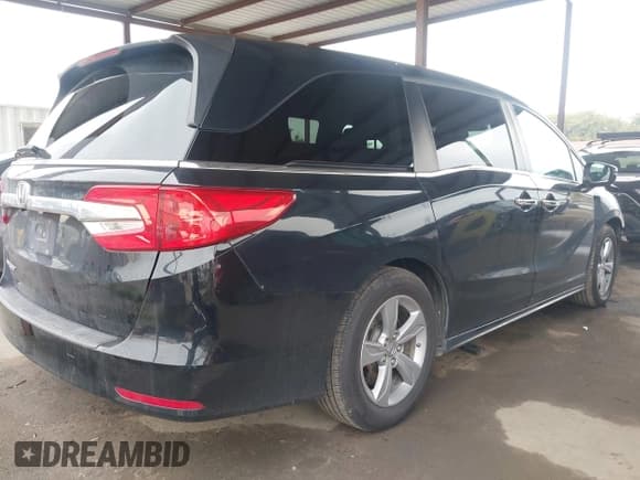 ✅ 2019 Honda Odyssey EX • VIN: 5FNRL6H57KB131187 • Lot: 43798961. Wystawiony na IAAI z przebiegiem 107 091 mil. Bezpłatny archiwum sprzedaży aukcyjnych z USA i szczegółowy raport historii pojazdu na DreamBid. Zdjęcie 4.