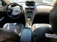 ✅ 2009 Chevrolet Malibu LTZ • VIN: 1G1ZK57709F209338 • Lot: 72279194. Listed on Copart with 196,026 mi. Free auction sales archive from the USA and detailed vehicle history report at DreamBid. Image 8.