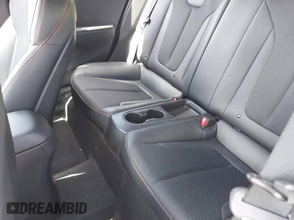 2020 Hyundai Veloster Turbo Ultimate с VIN KMHTH6AB1LU030948, выставлен на аукционе IAAI как лот 41874590 с пробегом 21 531 миль миль и . История ставок и продаж доступна на DreamBid. Изображение 8.