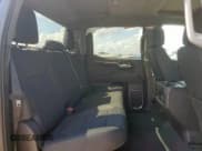 ✅ 2023 Chevrolet Silverado 1500 LT Trail Boss • VIN: 3GCUDFED7PG261894 • Lot: 65263535. Wystawiony na Copart z przebiegiem 21 421 mil. Bezpłatny archiwum sprzedaży aukcyjnych z USA i szczegółowy raport historii pojazdu na DreamBid. Zdjęcie 10.