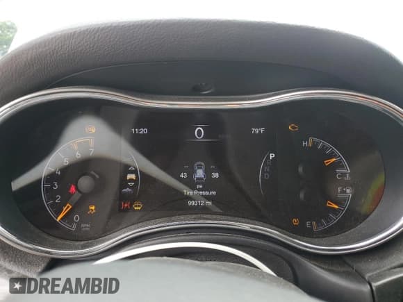 ✅ 2018 Jeep Grand Cherokee Limited • VIN: 1C4RJFBT5JC200127 • Lot: 65054705. Listed on Copart with 99,312 mi. Free auction sales archive from the USA and detailed vehicle history report at DreamBid. Image 9.