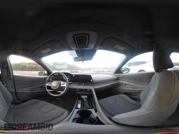 ✅ 2025 Hyundai Elantra SEL Convenience • VIN: KMHLS4DG1SU905117 • Лот: 43853129. Опубликован ранее на IAAI с пробегом 23 493 миль. Бесплатный доступ к архиву аукционных продаж из США и подробный отчёт об истории автомобиля на DreamBid. Изображение 18.