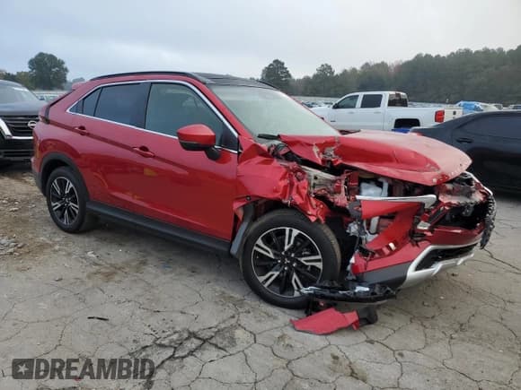 ✅ 2024 Mitsubishi Eclipse Cross SE • VIN: JA4ATWAA6RZ041287 • Lot: 52700725. Listed on Copart with 9,267 mi. Free auction sales archive from the USA and detailed vehicle history report at DreamBid. Image 4.