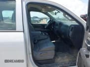 ✅ 2018 Chevrolet Silverado 1500 Work Truck • VIN: 3GCPCNEC8JG361592 • Лот: 42979664. Опубликован ранее на IAAI с пробегом 125 963 миль. Бесплатный доступ к архиву аукционных продаж из США и подробный отчёт об истории автомобиля на DreamBid. Изображение 5.