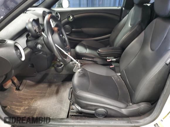 ✅ 2013 MINI Coupe • VIN: WMWSX1C50DT507354 • Lot: 48070765. Listed on Copart with 98,830 mi. Free auction sales archive from the USA and detailed vehicle history report at DreamBid. Image 7.