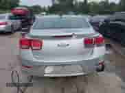 2016 Chevrolet Malibu LS z VIN 1G11B5SA9GF115925, wystawiony jako IAAI lot #43315728 z przebiegiem 108 708 mil mil oraz . Historia ofert i sprzedaży dostępna na DreamBid. Obrazek 17.