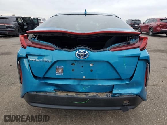 ✅ 2017 Toyota Prius Plus • VIN: JTDKARFP5H3010225 • Lot: 91607785. Wystawiony na Copart z przebiegiem 108 219 mil. Bezpłatny archiwum sprzedaży aukcyjnych z USA i szczegółowy raport historii pojazdu na DreamBid. Zdjęcie 6.