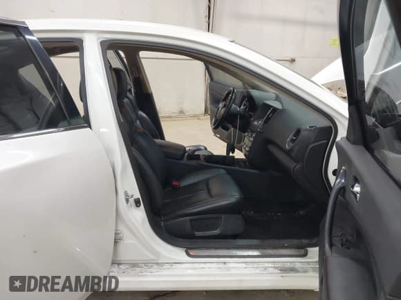 ✅ 2013 Nissan Maxima SV • VIN: 1N4AA5AP4DC846913 • Lot: 43571379. Listed on IAAI with 104,171 mi. Free auction sales archive from the USA and detailed vehicle history report at DreamBid. Image 5.