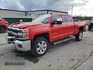 2017 Chevrolet Silverado 2500HD LTZ с VIN 1GC1KWEY8HF143934, выставлен на аукционе Copart как лот 70753325 с пробегом 78 570 миль миль и Списание • Salvage title. История ставок и продаж доступна на DreamBid. Изображение 1.