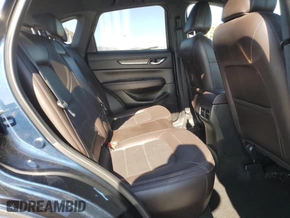 ✅ 2022 Mazda CX-5 Signature • VIN: JM3KFBXY7N0524422 • Лот: 62829125. Опубликован ранее на Copart с пробегом 30 061 миль. Бесплатный доступ к архиву аукционных продаж из США и подробный отчёт об истории автомобиля на DreamBid. Изображение 11.