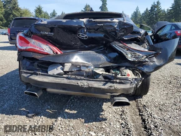 ✅ 2013 Hyundai Genesis Coupe Track • VIN: KMHHU6KJ2DU097602 • Lot: 81663555. Wystawiony na Copart z przebiegiem 64 827 mil. Bezpłatny archiwum sprzedaży aukcyjnych z USA i szczegółowy raport historii pojazdu na DreamBid. Zdjęcie 6.