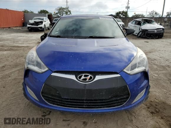 ✅ 2013 Hyundai Veloster w/Black Int • VIN: KMHTC6AD5DU156568 • Lot: 85583434. Listed on Copart with 90,303 mi. Free auction sales archive from the USA and detailed vehicle history report at DreamBid. Image 5.