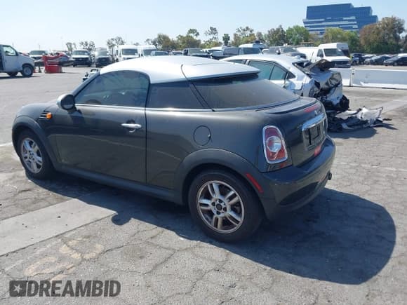 ✅ 2012 MINI Coupe • VIN: WMWSX1C51CT163757 • Лот: 42315909. Опубликован ранее на IAAI с пробегом 167 578 миль. Бесплатный доступ к архиву аукционных продаж из США и подробный отчёт об истории автомобиля на DreamBid. Изображение 3.