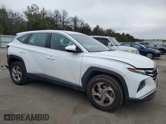 ✅ 2022 Hyundai Tucson SE • VIN: 5NMJACAE0NH019264 • Lot: 71603644. Wystawiony na Copart z przebiegiem 56 640 mil. Bezpłatny archiwum sprzedaży aukcyjnych z USA i szczegółowy raport historii pojazdu na DreamBid. Zdjęcie 4.