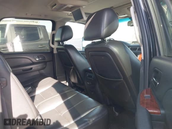 ✅ 2011 Chevrolet Silverado 2500HD LTZ • VIN: 1GC1KYC8XBF249646 • Лот: 41766424. Опубликован ранее на IAAI с пробегом 229 020 миль. Бесплатный доступ к архиву аукционных продаж из США и подробный отчёт об истории автомобиля на DreamBid. Изображение 8.