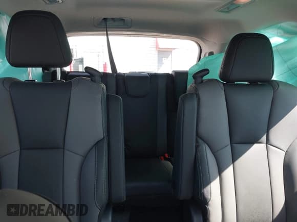 ✅ 2024 Subaru Ascent Onyx Limited • VIN: 4S4WMAKD0R3455443 • Lot: 41985526. Listed on IAAI with 7,505 mi. Free auction sales archive from the USA and detailed vehicle history report at DreamBid. Image 17.