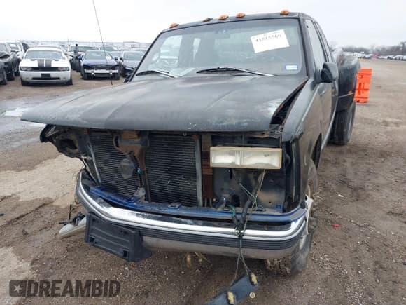 ✅ 1997 Chevrolet Silverado 3500 • VIN: 1GCHC39R8VF017050 • Lot: 41515566. Listed on IAAI with 120,522 mi. Free auction sales archive from the USA and detailed vehicle history report at DreamBid. Image 6.